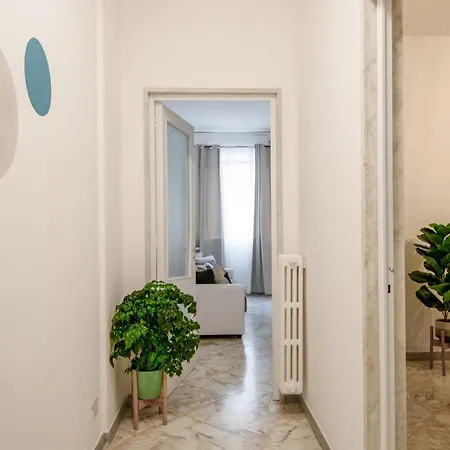 Puglia5Stars Stazione Centrale Umberto I Bari Exterior photo